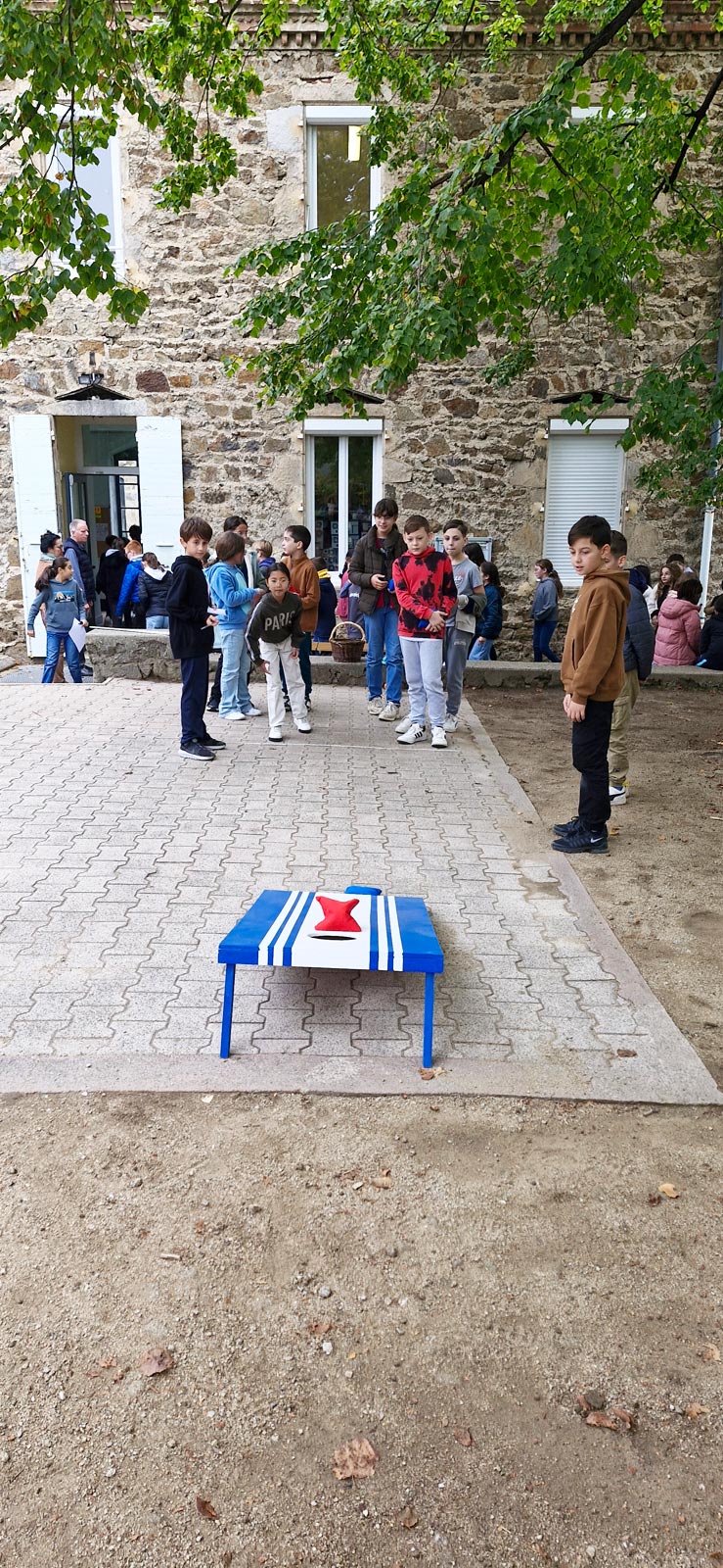 École Privée Sainte-Claire à Annonay 07 Ardèche - Visite du collège NOTRE DAME